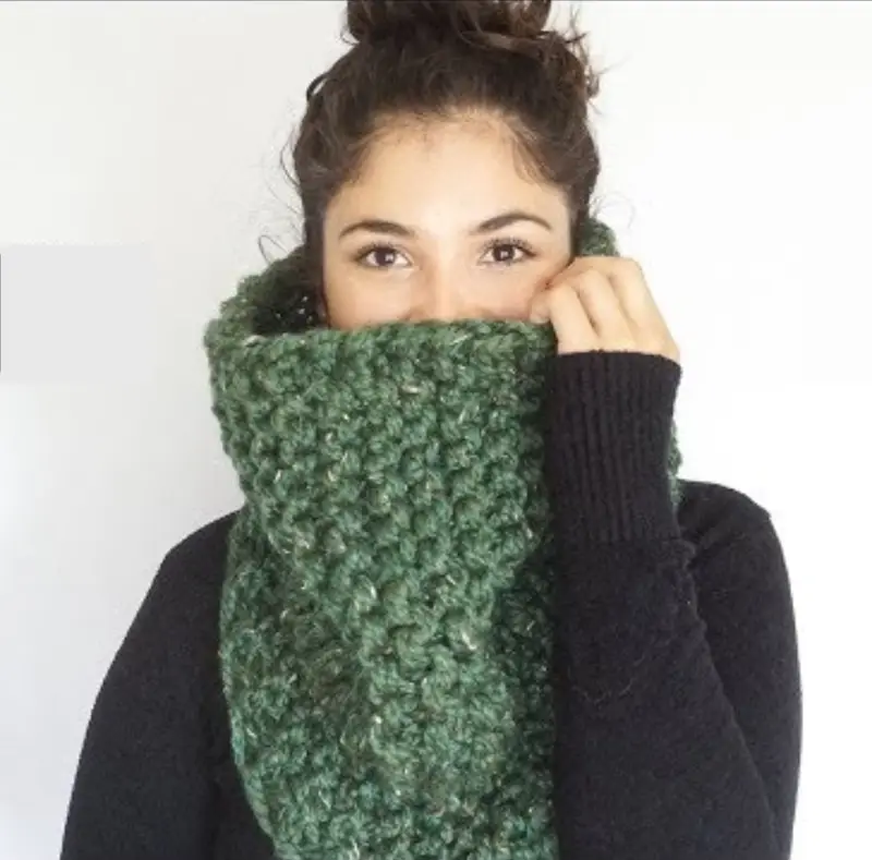 Quick & Simple Knitted Cowl Pattern
