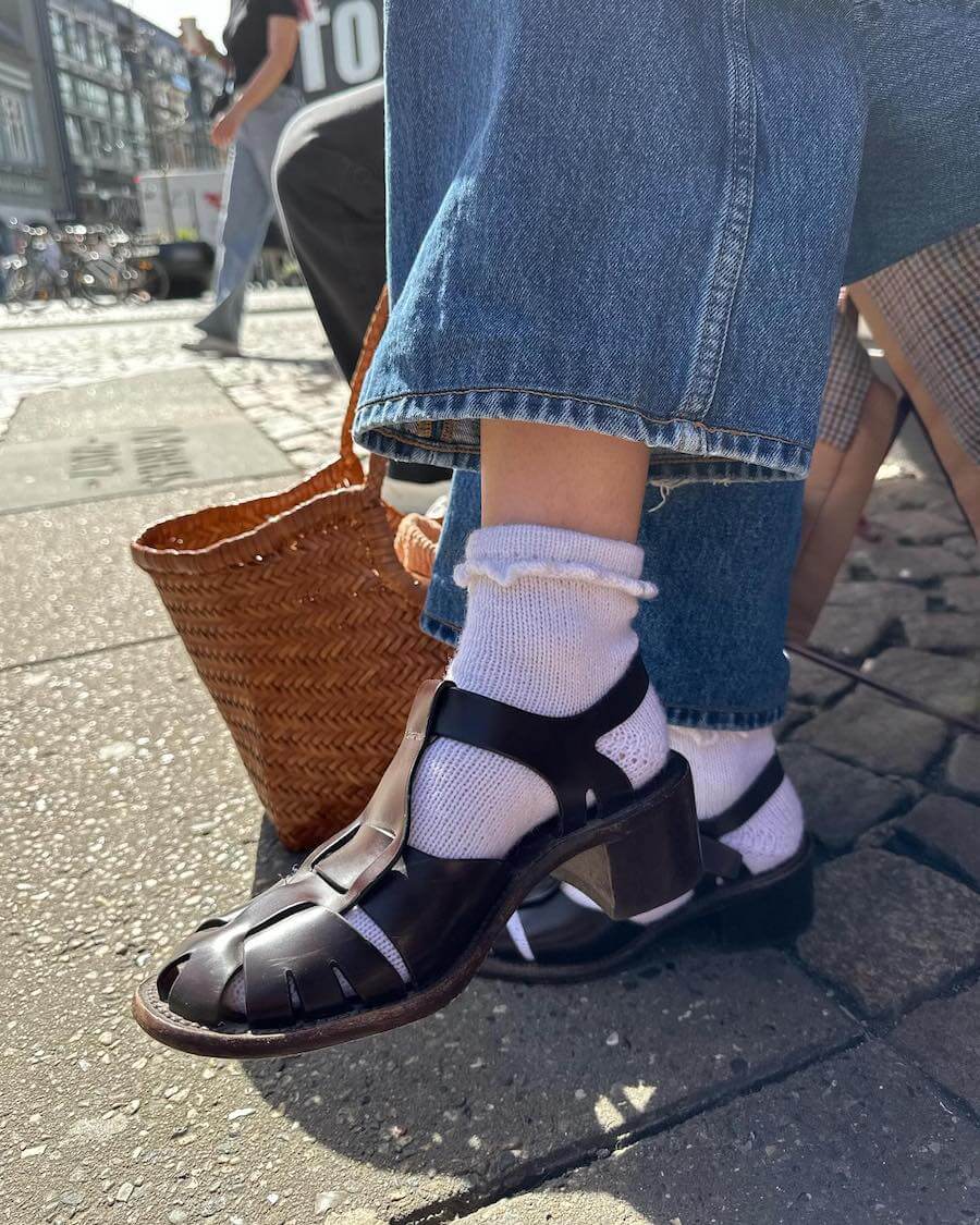 Ruffle Socks by PetiteKnit