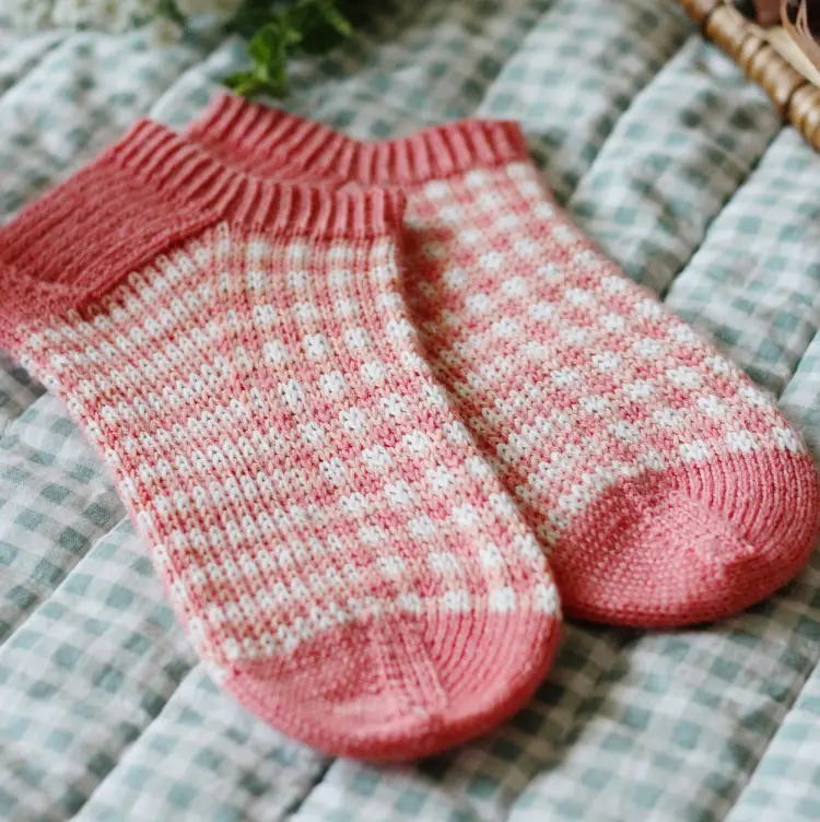 “Summer Picnic” Socks