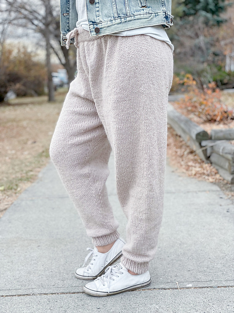 Cable Crush” Sweatpants Knitting Pattern